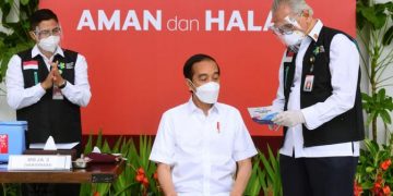 Jokowi Sebut Vaksinasi Covid-19 untuk Masyarakat Dimulai Februari 2021
