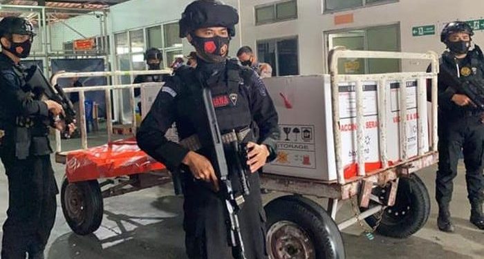 Polda Sulut Kerahkan Brimob untuk Jaga 15 Ribu Dosis Vaksin Corona