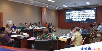 Tahap Awal Vaksinasi COVID-19 di Lamongan Sasar 6.040 Nakes