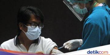 Vaksinasi COVID-19 Sasar Pekerja Pariwisata di Bali