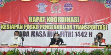 Bareng Ketua DPR, Menhub-Kakorlantas rakor pengamanan ops ketupat 2021