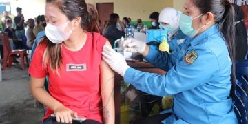 Polres Mimika Gelar Vaksinasi di 6 Titik, Pendaftar Lampaui Target