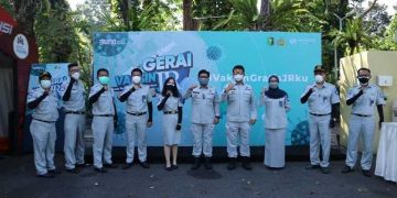 Jasa Raharja-Polri Jalin Sinergi Gelar Vaksinasi kepada Warga Surabaya