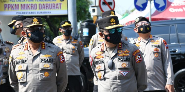 Kabaharkam – Kakorlantas Tinjau Pelaksanaan PPKM Darurat di Jawa Timur