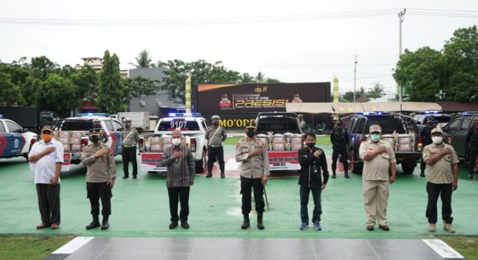 Polda Gorontalo Salurkan Bantuan 1.200 Ton Beras Untuk Masyarakat Terdampak Pandemi Covid-19