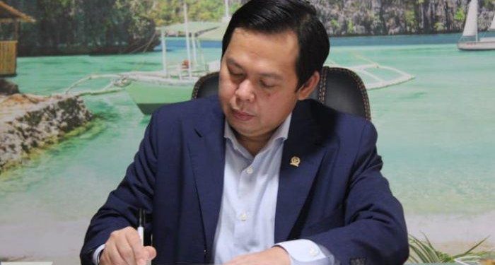 Pimpinan DPD RI: TNI-Polri Berkontribusi Besar Terhadap Penanganan Covid-19