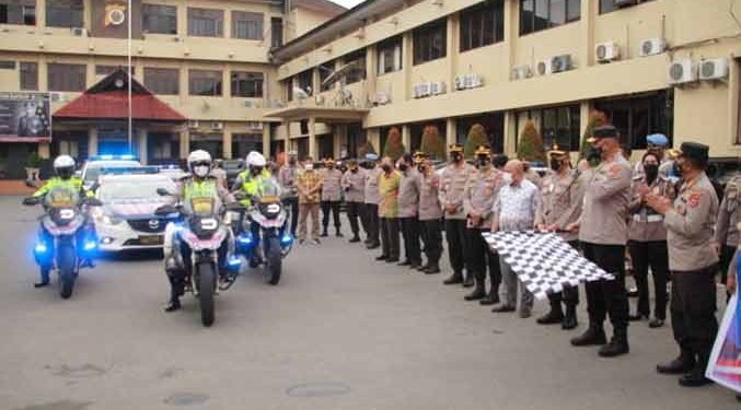 Polda Maluku Salurkan 450 Paket Bansos