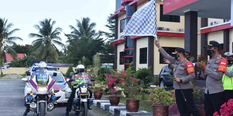 Akabri 1999 Peduli, Kapolres Banggai Lepas Distribusi Sambako Untuk Masyarakat