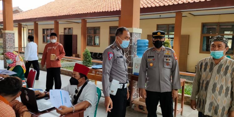 Genjot Giat Vaksinasi Presisi Polri Kapolsek Terisi Polres Indramayu Polda Jabar