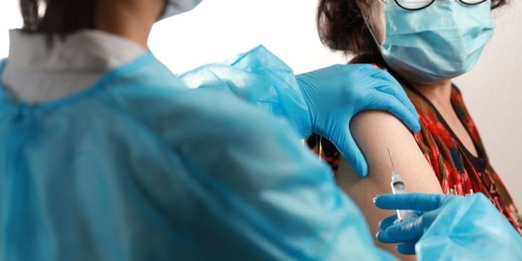 Polda Metro Jaya Dirikan Gerai Vaksinasi Covid-19 di Permukiman Warga untuk Capai “Herd Immunity”