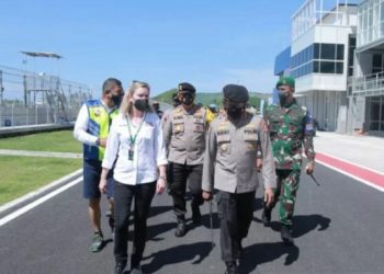 Kabaharkam Polri mengecek kesiapan pengamanan WSBK di kawasan Mandalika