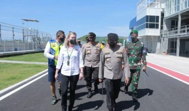 Kabaharkam Polri mengecek kesiapan pengamanan WSBK di kawasan Mandalika