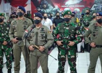 Kapolri Menyapa Satgas Madagoraya Dalam Rangka HUT Brimob ke-76