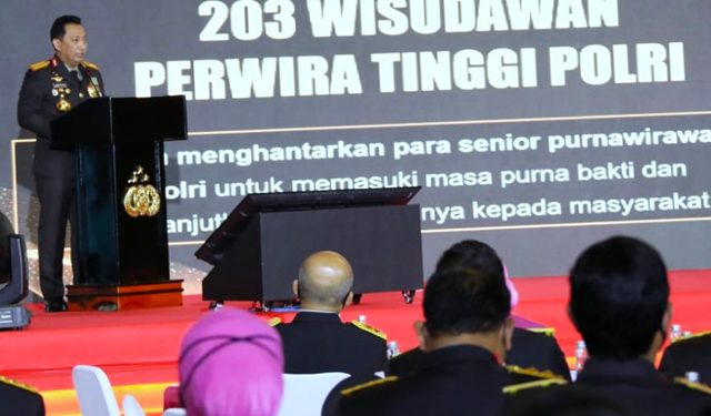 Di Depan Wisudawan Pati, Kapolri Bertekad Wujudkan Polri Dicintai Masyarakat