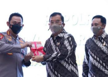 Kapolri: Buku ‘Bhayangkara Sejati’ Renungan Polri Jadi Lebih Baik