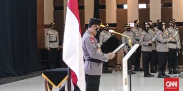 Kapolri Resmi Lantik 7 Kapolda Baru, Ada Mantan Ajudan SBY