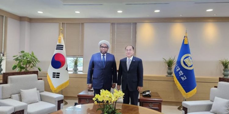 Prof. Ali Mochtar Ngabalin