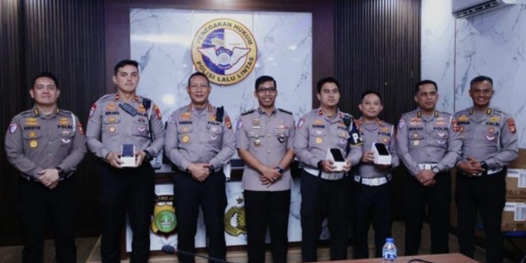 Kakorlantas Polri: 40 ETLE Mobile Handheld Presisi Mulai Beroperasi di Jakarta