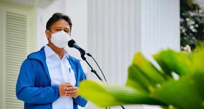 Vaksinasi COVID-19 Bertahap, Dimulai untuk 1,3 Juta Nakes