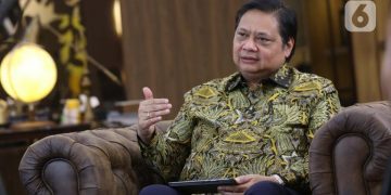 Airlangga: Vaksin Covid-19 Mandiri Perusahaan yang Beli, Tidak Boleh Potong Gaji Karyawan