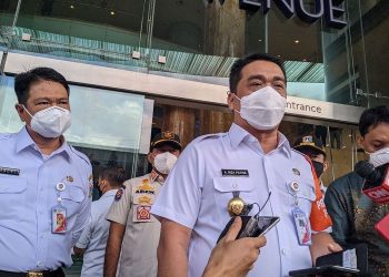 Anies dan Ariza Tidak Ikut Vaksinasi Covid-19