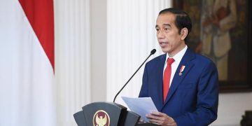 Jokowi: Baru 250 Ribu Tenaga Kesehatan Divaksin Covid-19, Manajemen Perlu Diperbaiki