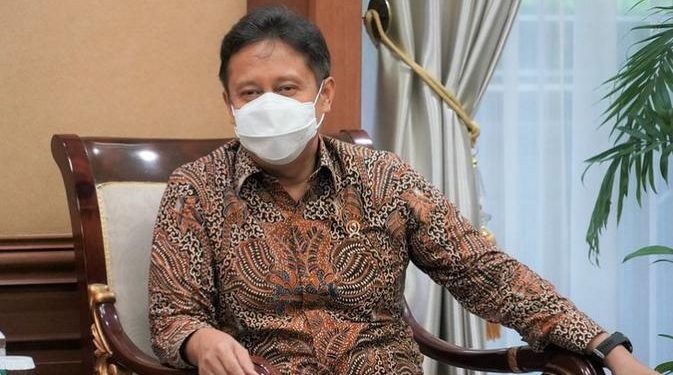 Menkes Budi Gunadi Ungkap Alasan Vaksin COVID-19 Pakai Barcode