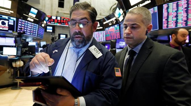 Wall Street Menguat Tersulut Harapan Stimulus hingga Vaksin COVID-19