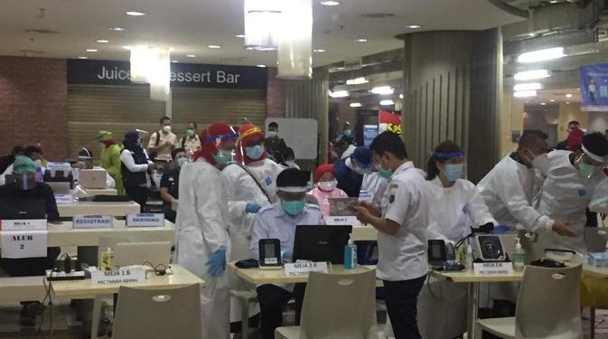 Begini Suasana Ruang Penyuntikan Vaksin Covid-19 untuk Pedagang Pasar Tanah Abang