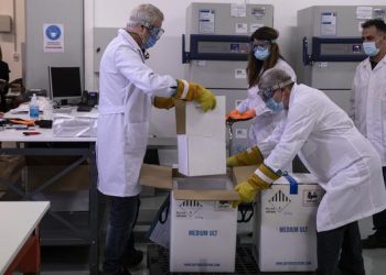 Lebih Fleksibel, FDA Longgarkan Aturan Suhu Penyimpanan Vaksin COVID-19 Pfizer