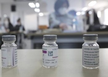 Epidemiolog UI Sebut Manfaat Vaksin COVID-19 AstraZeneca Lebih Besar dari Kasus Pembekuan Darah