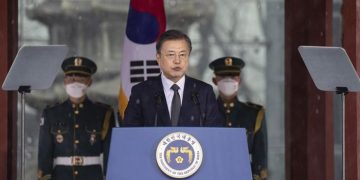 Presiden Korsel Disuntik Vaksin AstraZeneca Sebelum Hadiri KTT G7