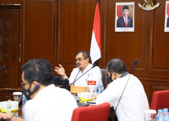 Puslabfor Polri Olah TKP Cari Penyebab Kebakaran Kilang Minyak di Indramayu