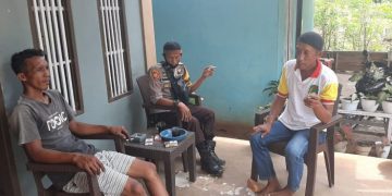 Cegah Penyebaran Virus Corona, Bhabinkamtibmas Sambang Dan Meminta Warganya Hidup Sehat