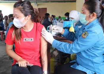Polres Mimika Gelar Vaksinasi di 6 Titik, Pendaftar Lampaui Target