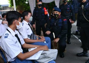 Brimob Polri Target Vaksinasi 38.000 Pelajar di Depok
