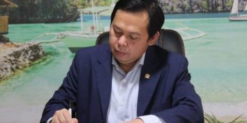 Pimpinan DPD RI: TNI-Polri Berkontribusi Besar Terhadap Penanganan Covid-19