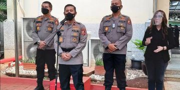 Kapolri menerima kenaikan pangkat 11 perwira tinggi