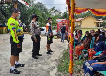 Kapolres Tinjau pelaksanaan Vaksinasi di Tiga Gerai Vaksin TNI-POLRI