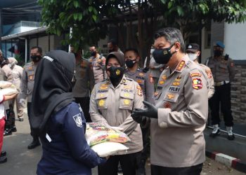 Lemdiklat Polri Beri Bantuan Sosial Kepada Nakes yang Terdampak Covid-19
