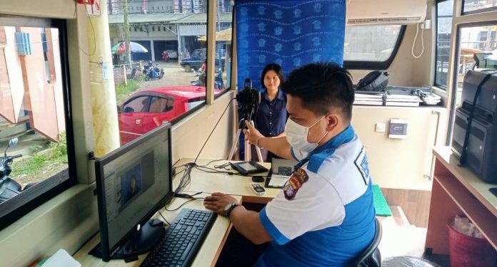 Warga Sambut Antusias Adanya Simling SKEMA Satlantas Polres Bartim